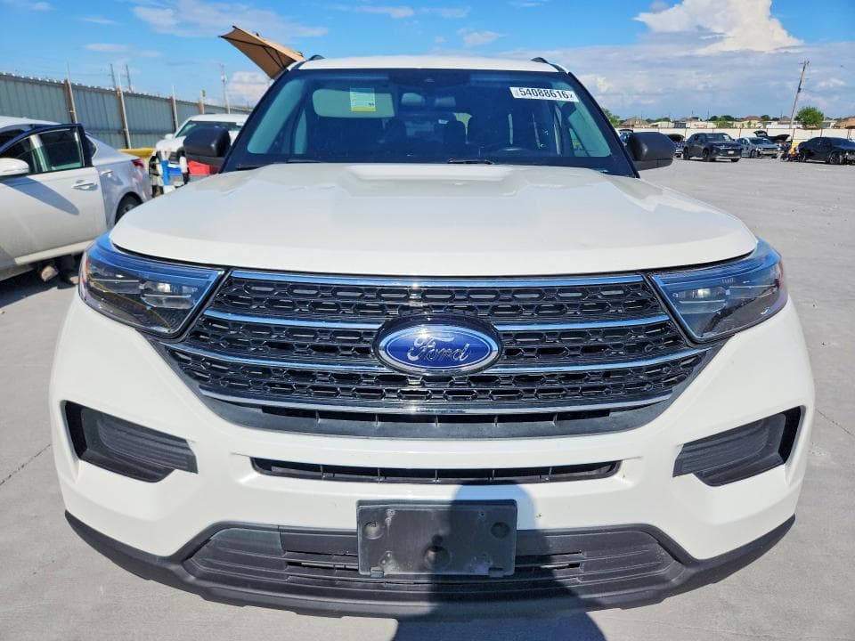 2021 FORD EXPLORER XLT 5