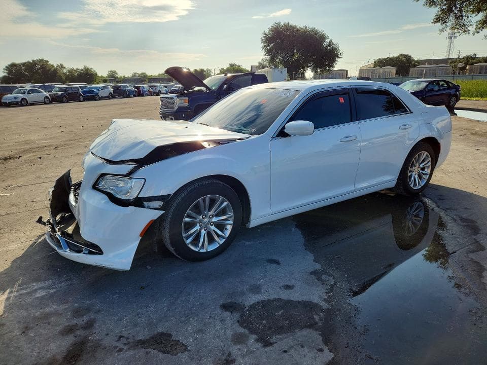 2017 CHRYSLER 300 LIMITED - 1