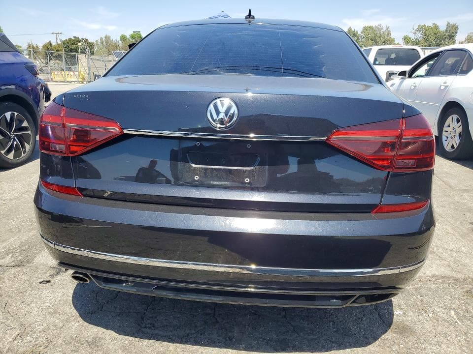 2017 VOLKSWAGEN PASSAT R-LINE R-LINE 6