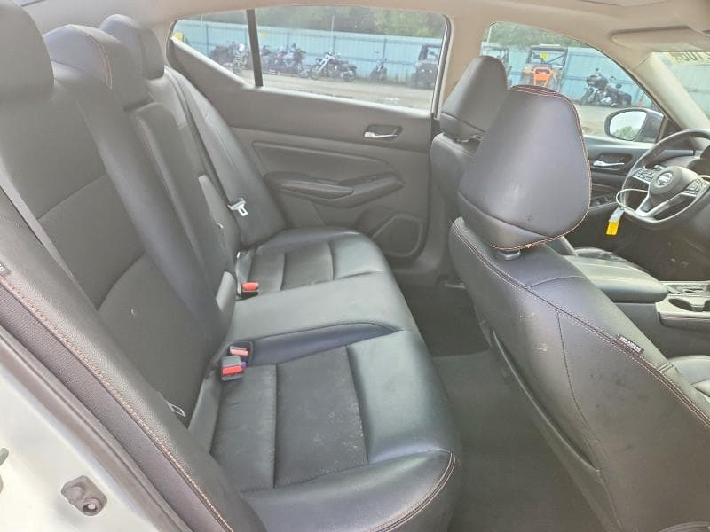 2019 NISSAN ALTIMA SR 10