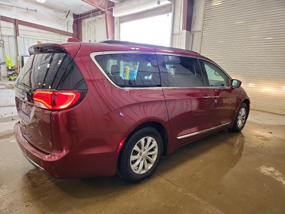 2017 CHRYSLER PACIFICA TOURING L 3