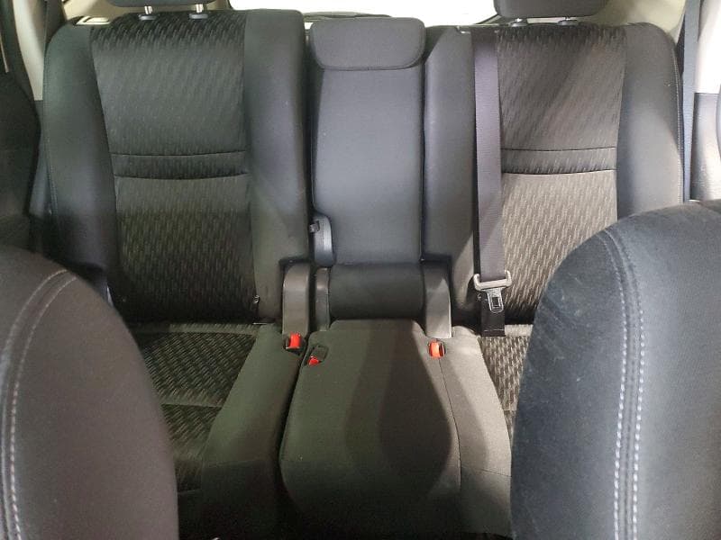 2019 NISSAN ROGUE SV 10