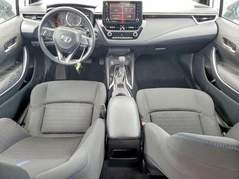 2022 TOYOTA COROLLA SE 8