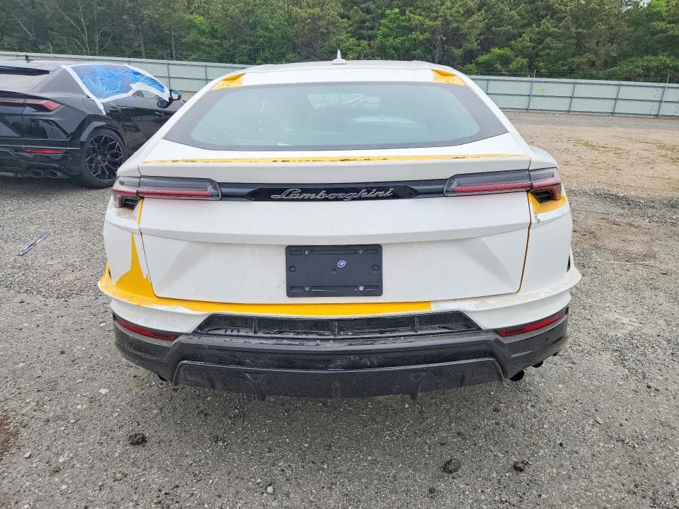 2024 LAMBORGHINI URUS PERFORMANTE 6
