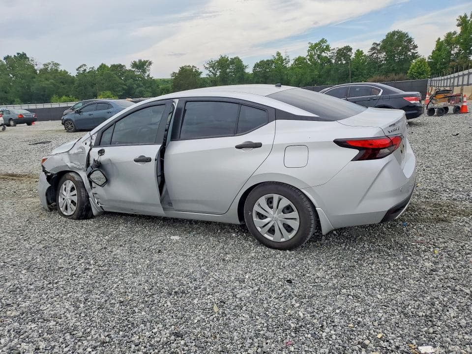2021 NISSAN VERSA S 2