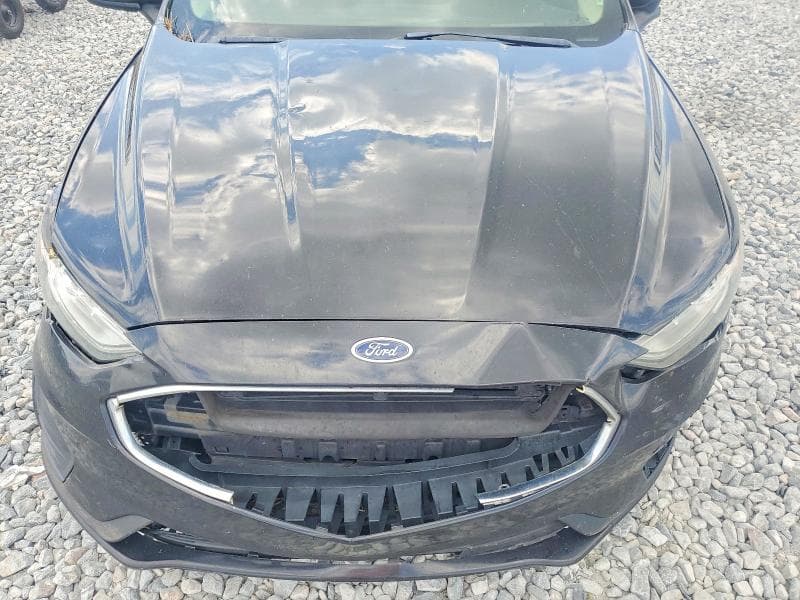 2019 FORD FUSION SE 11