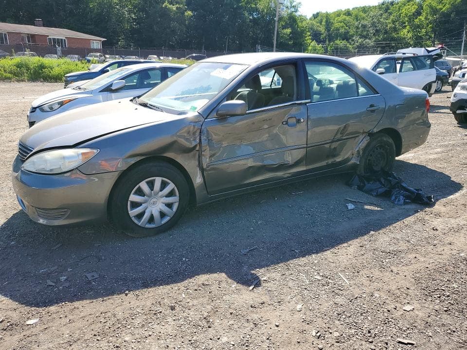 2005 TOYOTA CAMRY