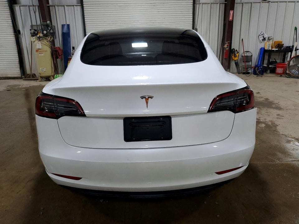 2023 TESLA MODEL 3 6