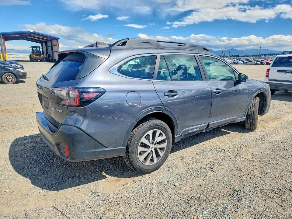 2021 SUBARU OUTBACK 3