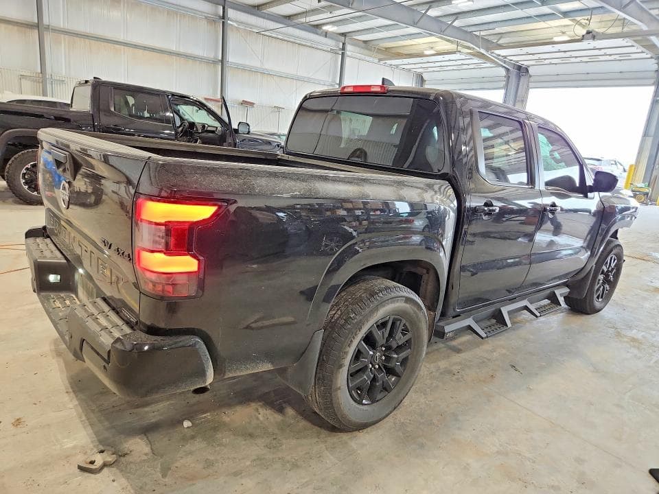 2023 NISSAN FRONTIER SV 3