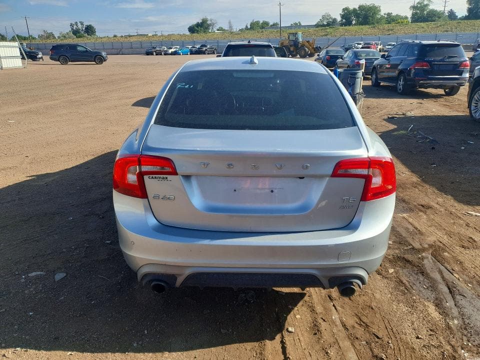 2017 VOLVO S60 DYNAMIC 6