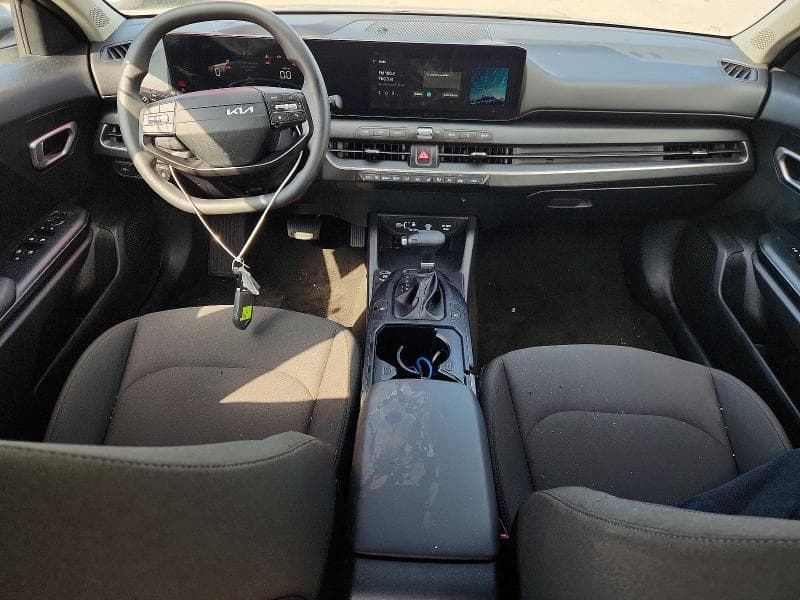 2026 KIA K4 LXS 8