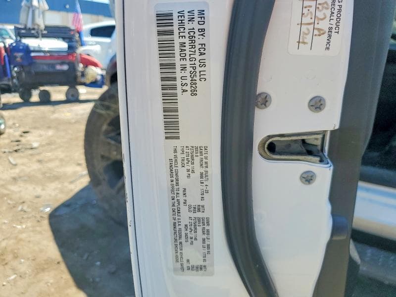 2023 RAM 1500 CLASSIC SLT 12