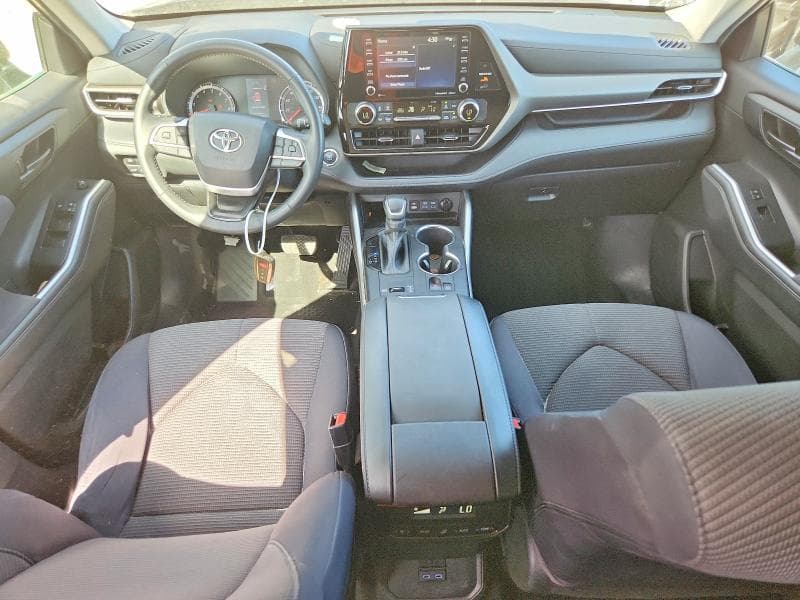 2022 TOYOTA HIGHLANDER LE 8