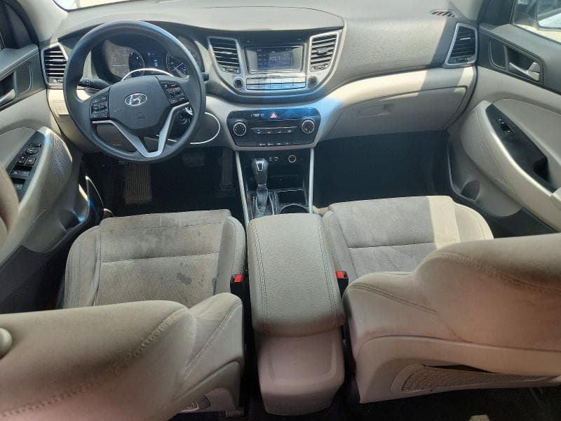 2017 HYUNDAI TUCSON SE 8