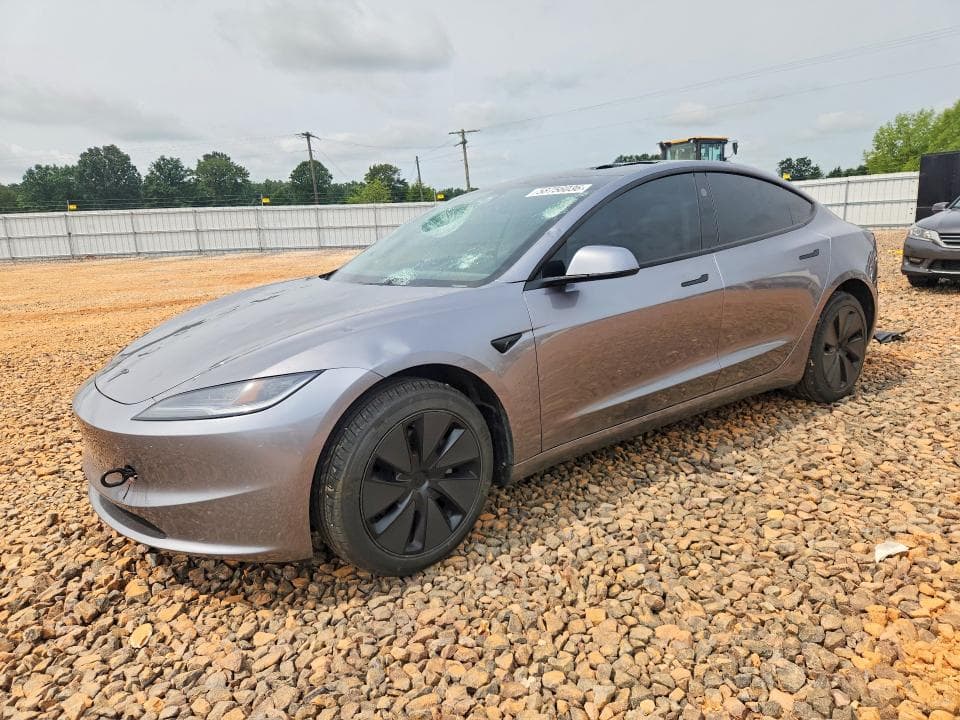 2026 TESLA MODEL 3 - 1
