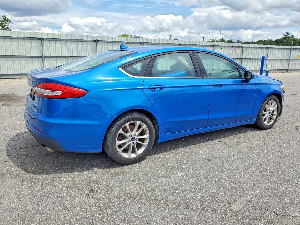 2020 FORD FUSION SE 3