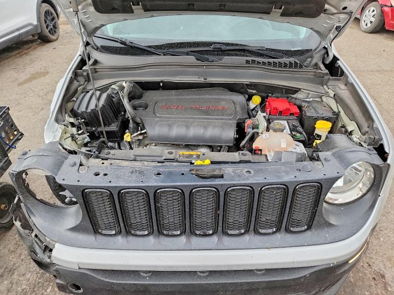 2018 JEEP RENEGADE LATITUDE 12