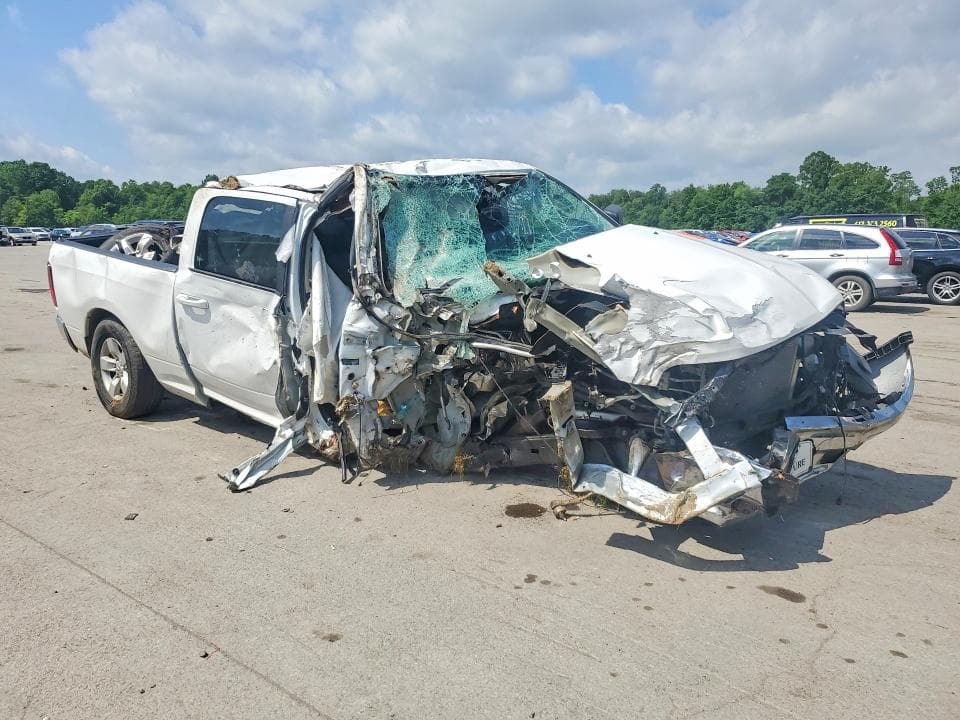 2021 RAM 1500 CLASSIC SLT 4