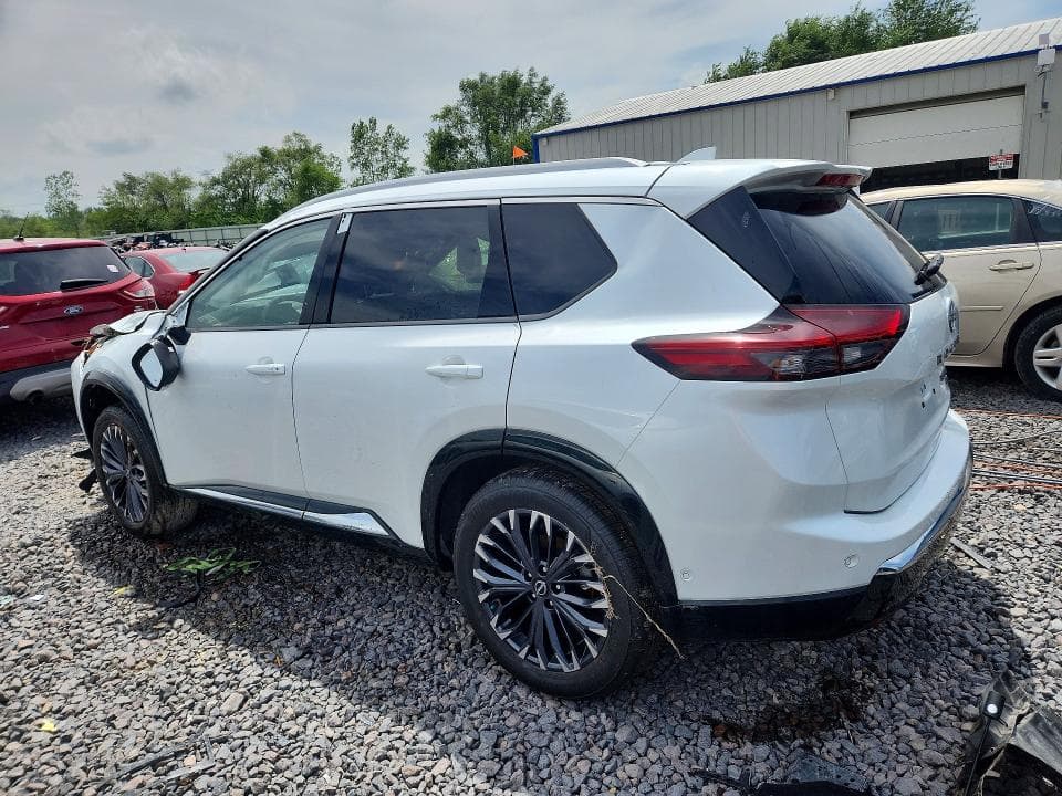 2026 NISSAN ROGUE PLATINUM 2