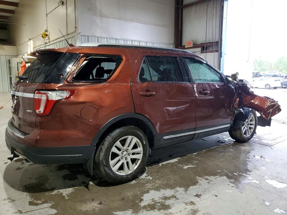 2018 FORD EXPLORER XLT 3