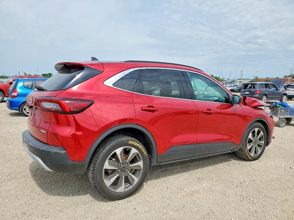 2023 FORD ESCAPE PLATINUM 3