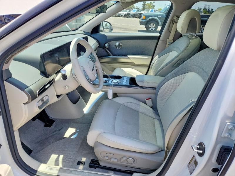 2025 GENESIS GV60 STANDARD 7