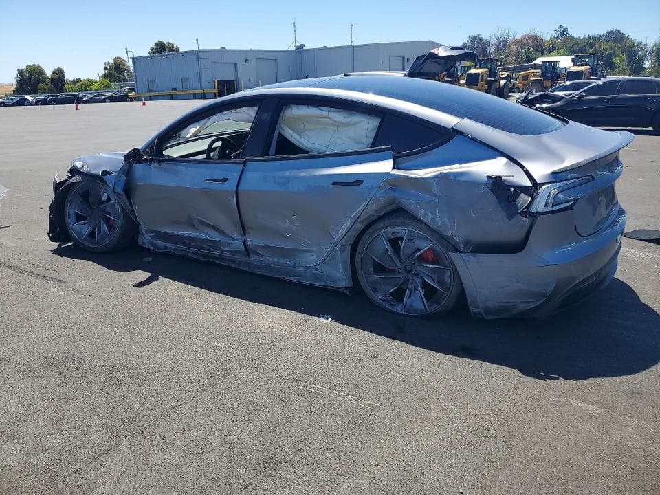 2025 TESLA MODEL 3 2