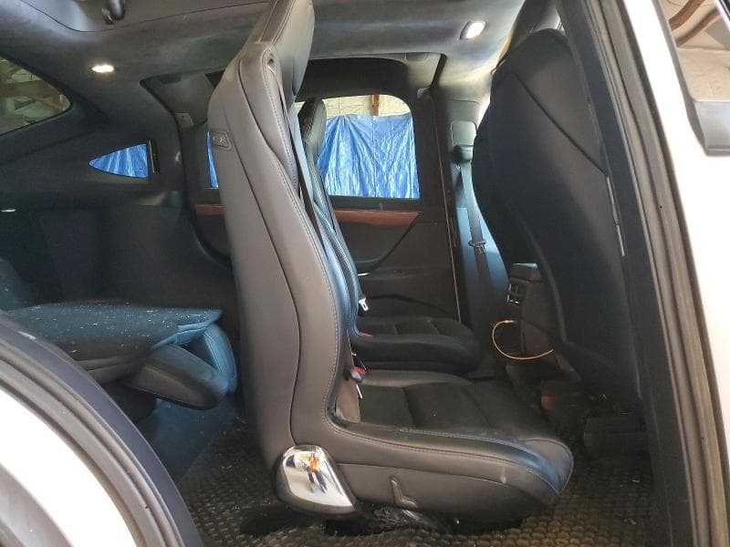 2020 TESLA MODEL X 11