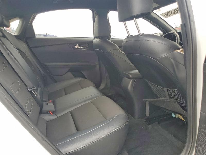 2024 KIA FORTE GT LINE 10