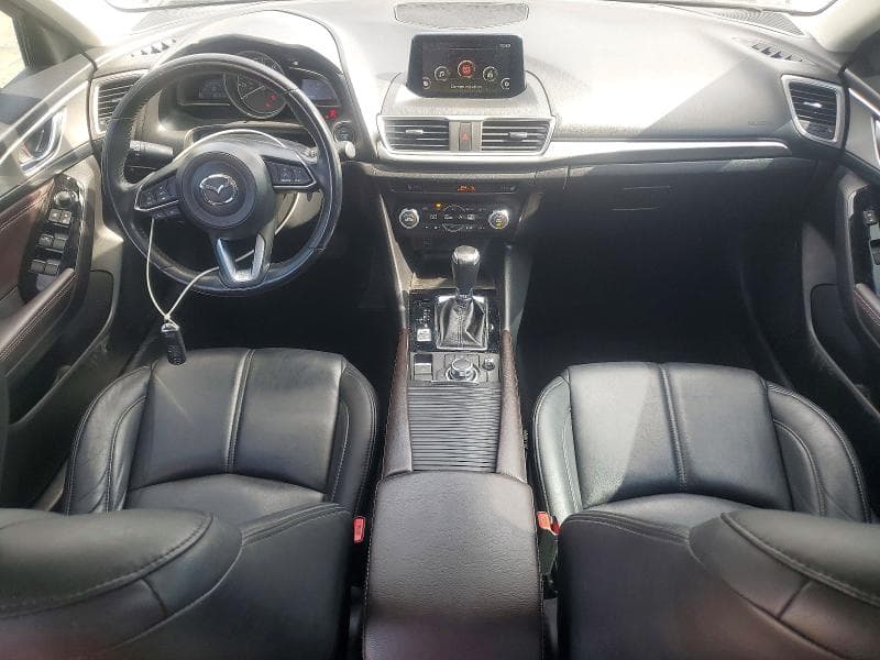 2018 MAZDA 3 TOURING TOURING 8