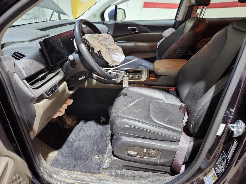 2025 KIA CARNIVAL EX 7