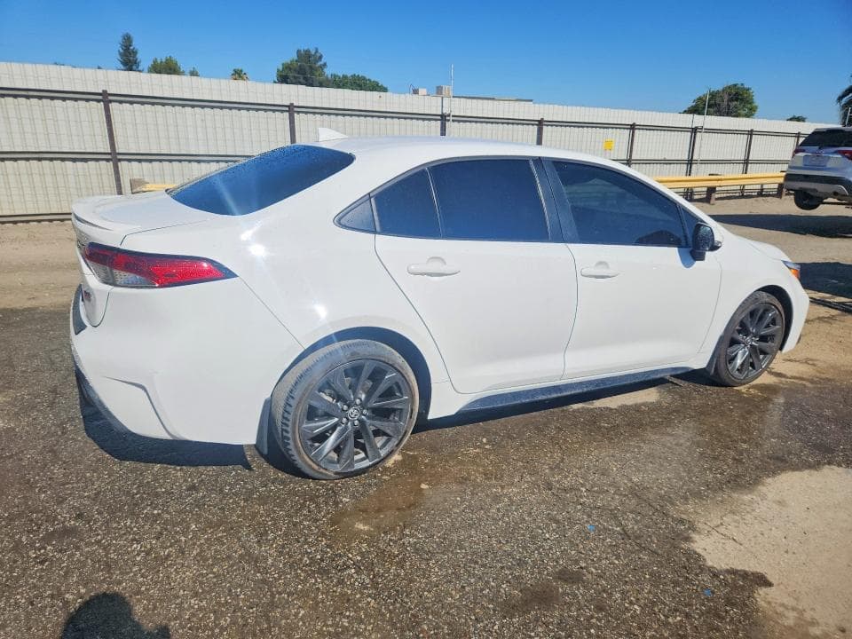 2025 TOYOTA COROLLA SE 3