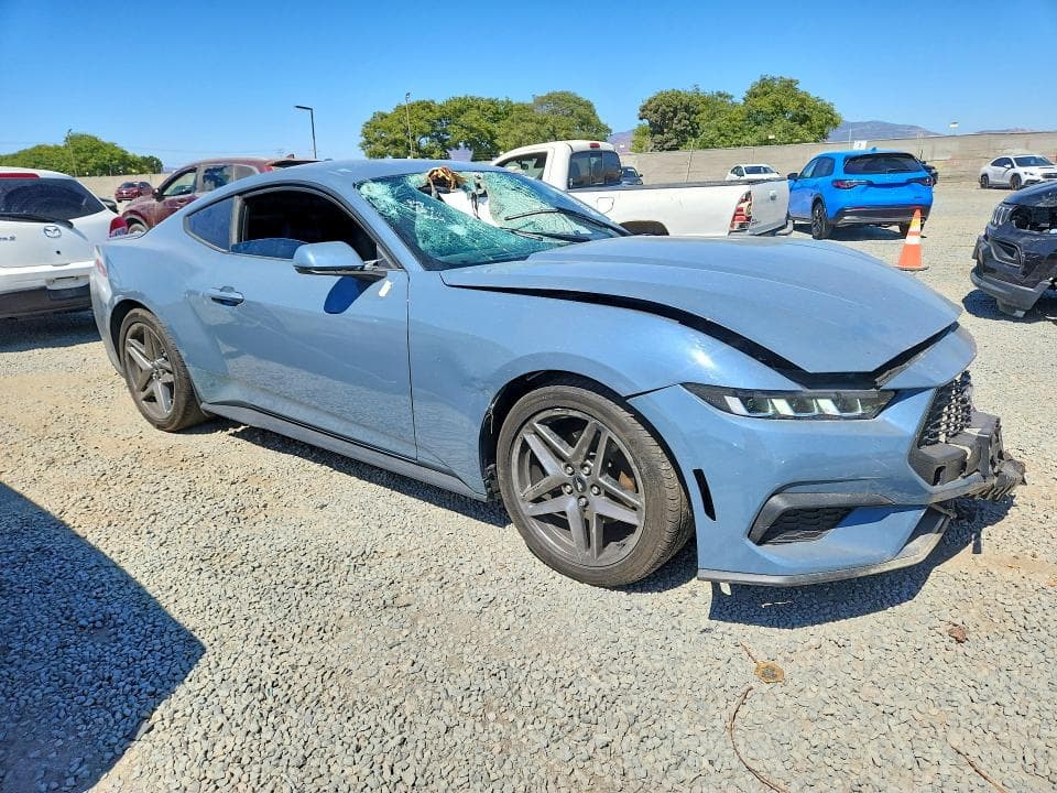 2024 FORD MUSTANG 4