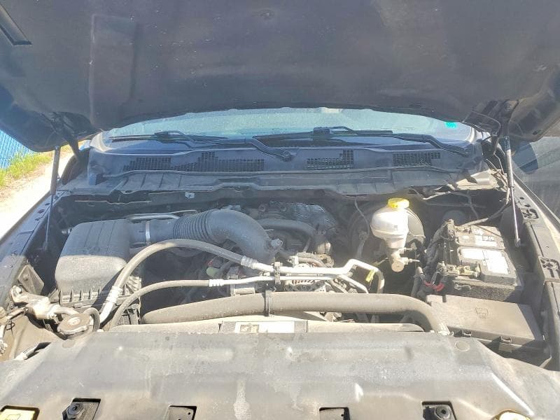 2021 RAM 1500 CLASSIC SLT 11