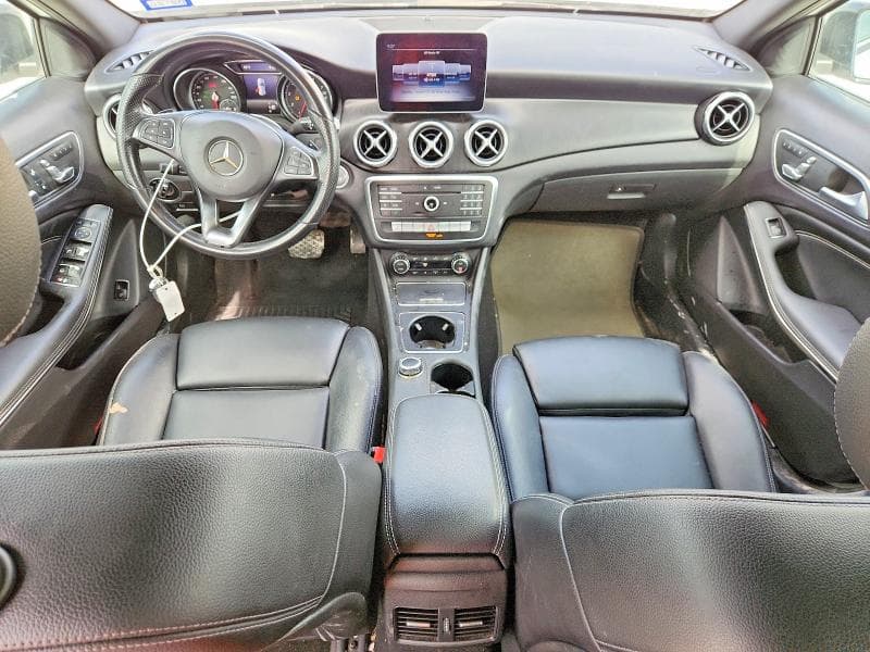 2020 MERCEDES-BENZ GLA 250 8