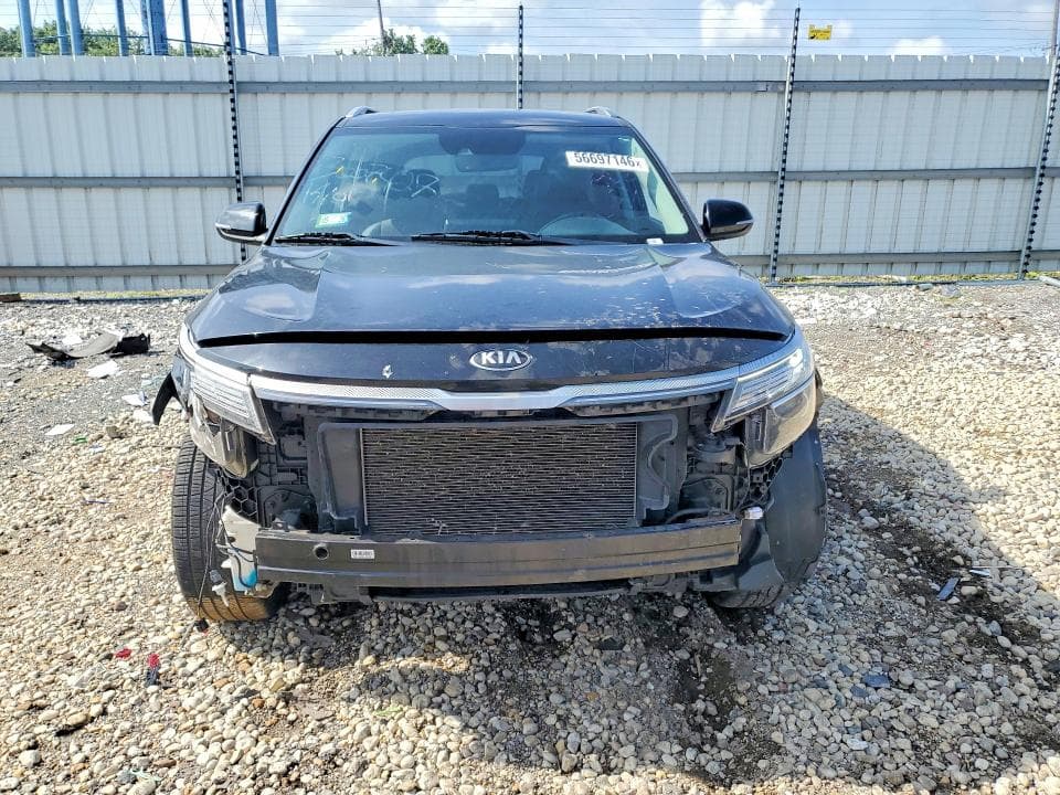 2021 KIA SELTOS S 5