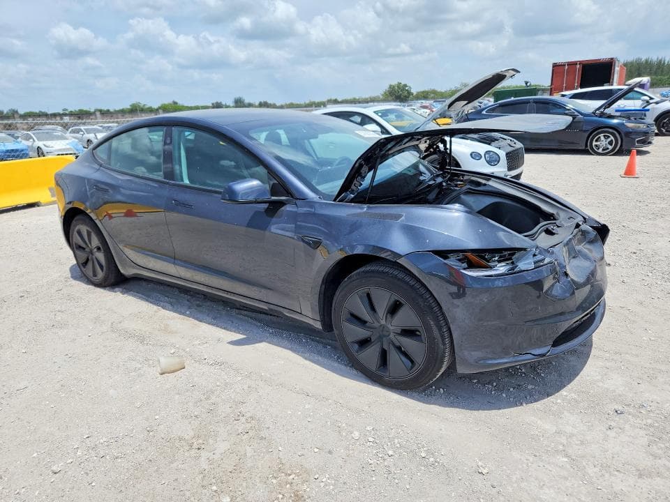 2025 TESLA MODEL 3 4