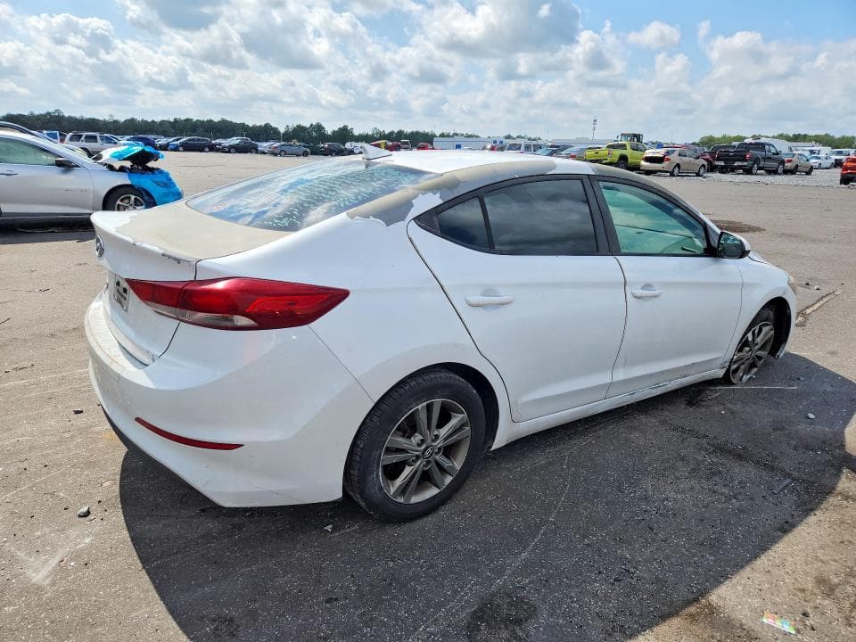 2018 HYUNDAI ELANTRA SEL 3
