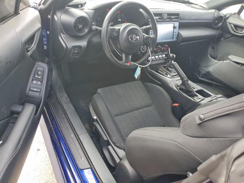 2023 TOYOTA GR86 BASE 8