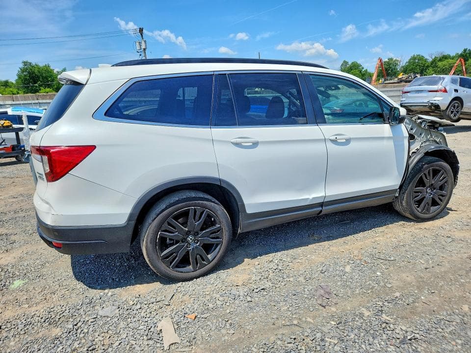 2022 HONDA PILOT SE 3