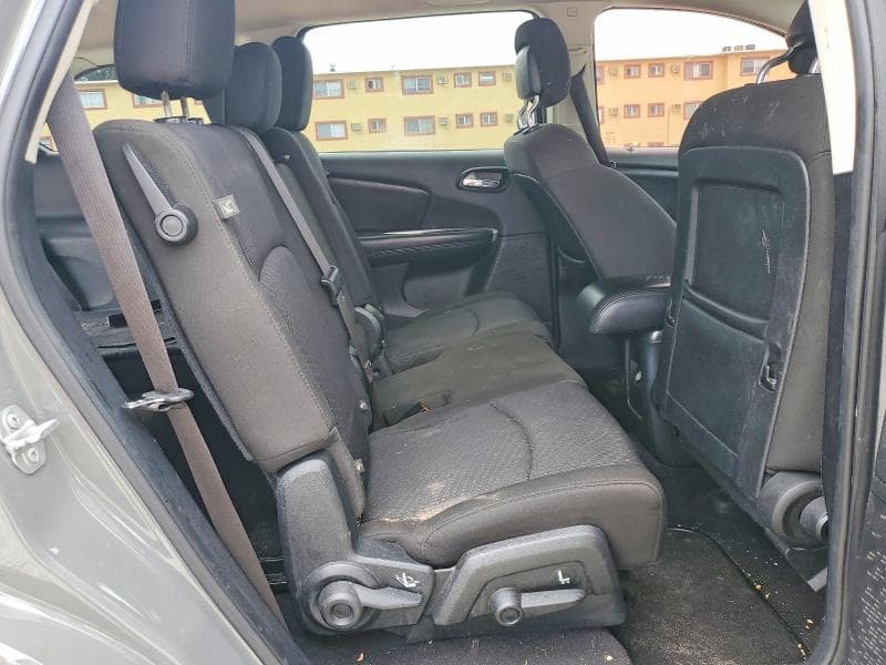 2019 DODGE JOURNEY SE 10