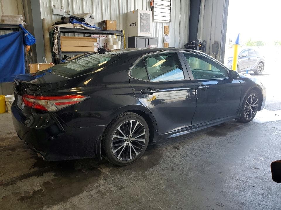 2018 TOYOTA CAMRY L 3
