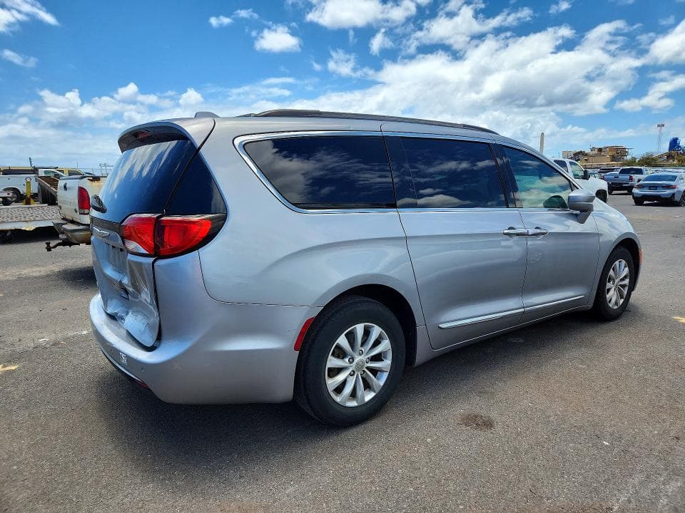 2017 CHRYSLER PACIFICA 3