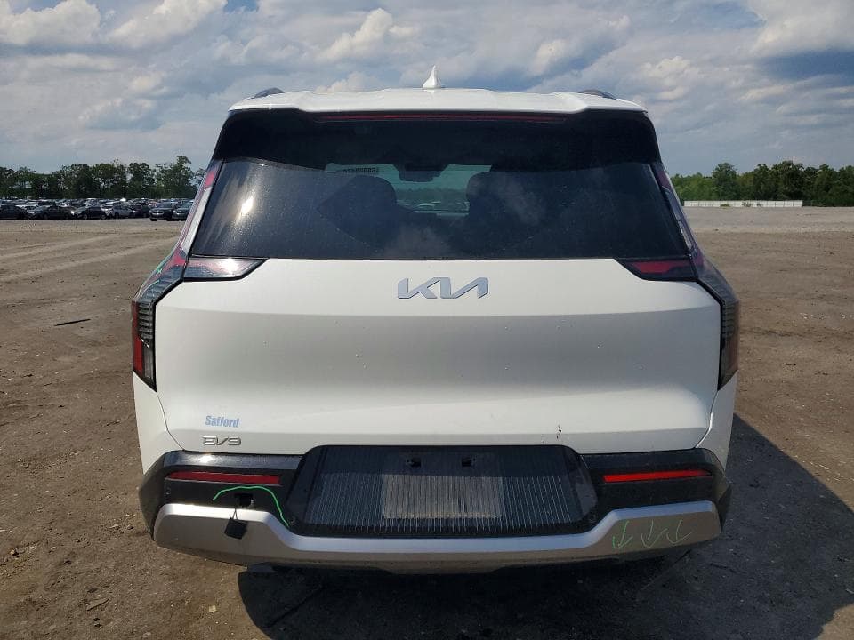 2024 KIA EV9 LAND 6