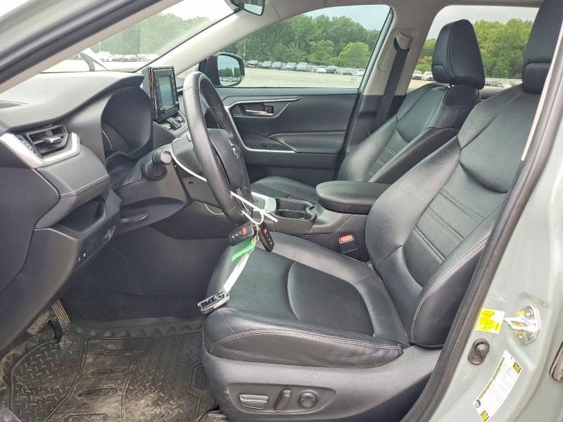 2019 TOYOTA RAV4 XLE PREMIUM 7