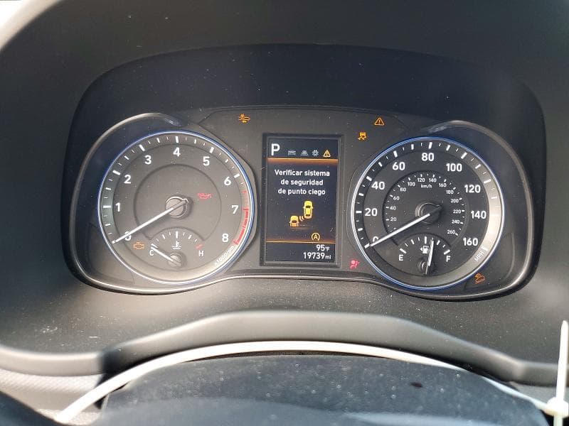 2023 HYUNDAI KONA SEL 9