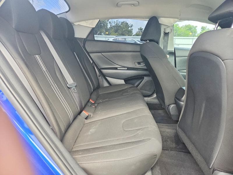 2023 HYUNDAI ELANTRA SEL 10