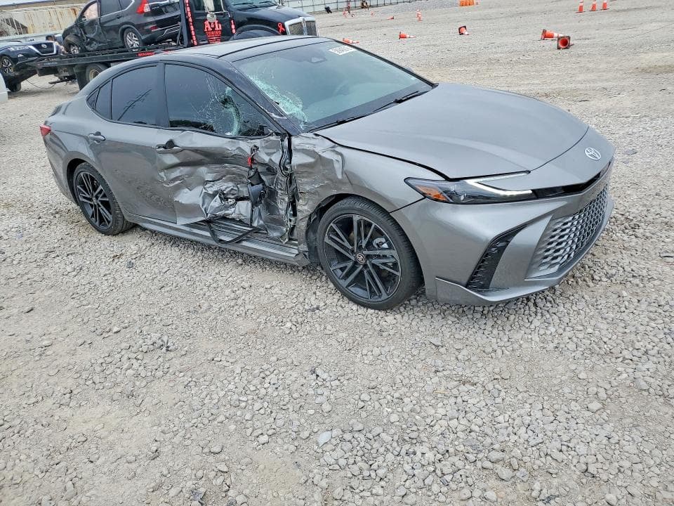 2026 TOYOTA CAMRY XSE 4