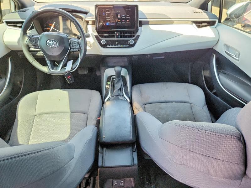 2025 TOYOTA COROLLA SE 8